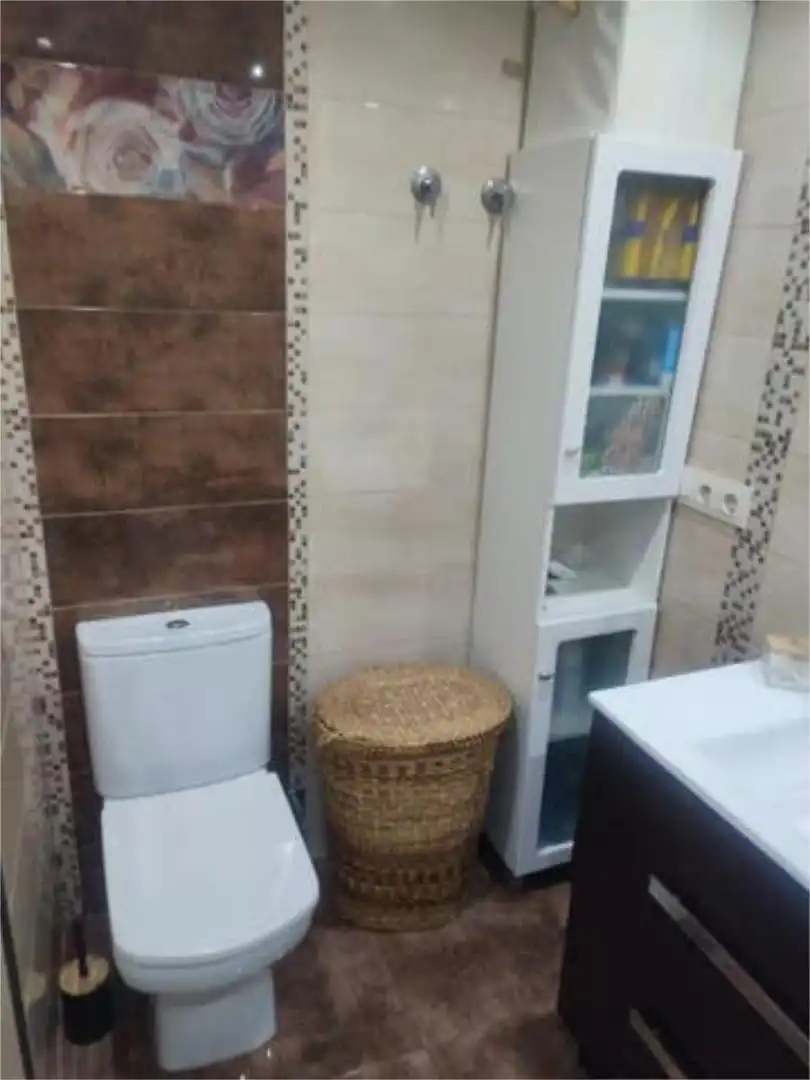 Wohnung zum Verkauf in San Andrés del Rabanedo pueblo Badezimmer von Wohnung zum Verkauf in San Andrés del Rabanedo mit Terrasse