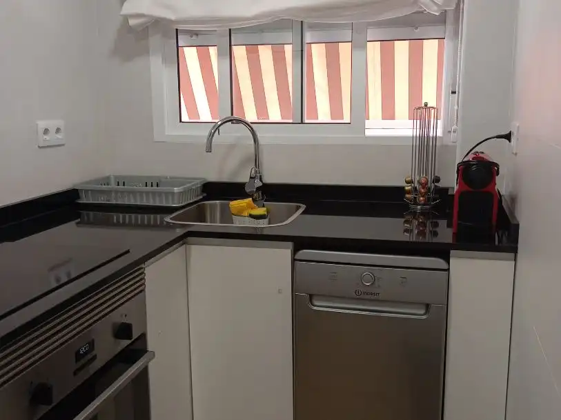 Flat for rent in Carrer Apòstol Santiago, 2, Heliópolis