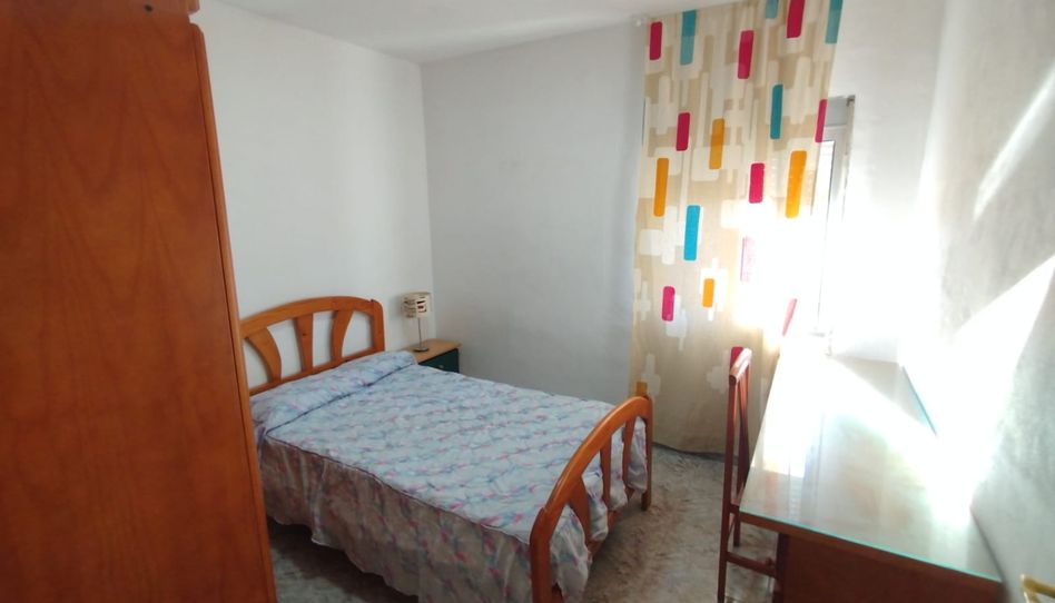 Room in Calle República Ecuador, 8, Valdepasillas - La Paz - Huerta Rosales, Badajoz Capital - image 1 Photo 1 of Room in Calle República Ecuador, 8, Valdepasillas - La Paz - Huerta Rosales, Badajoz Capital