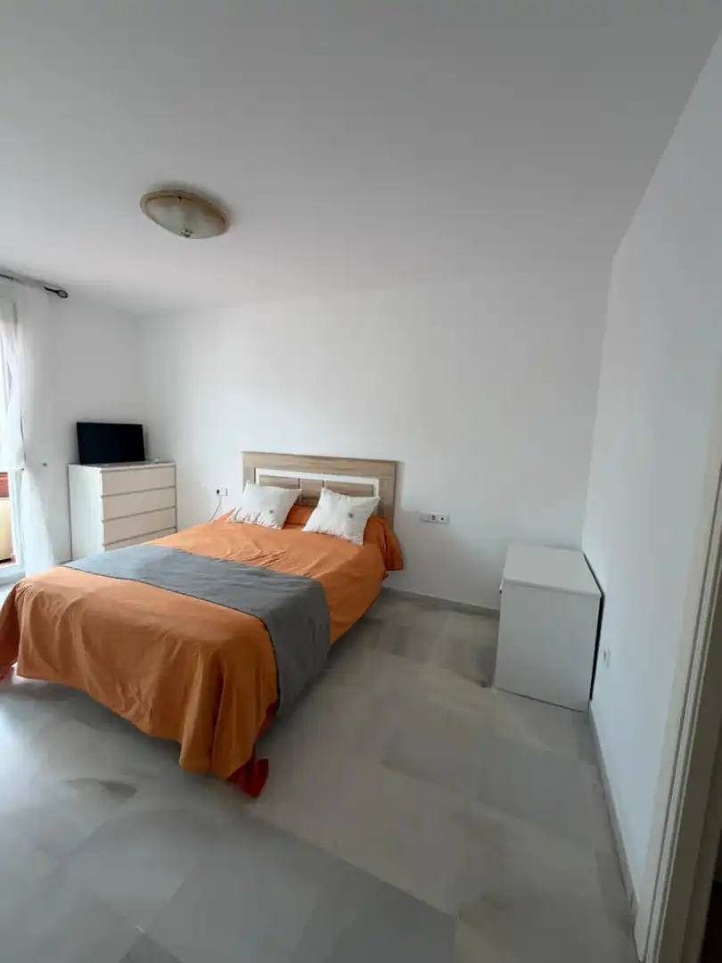 Flat for rent in Arrabal del Altos Rodeo, 12, Rodeo Alto - Guadaiza - La Campana Bedroom of Flat for rent in Marbella with Air Conditioner, Heating and Private garden