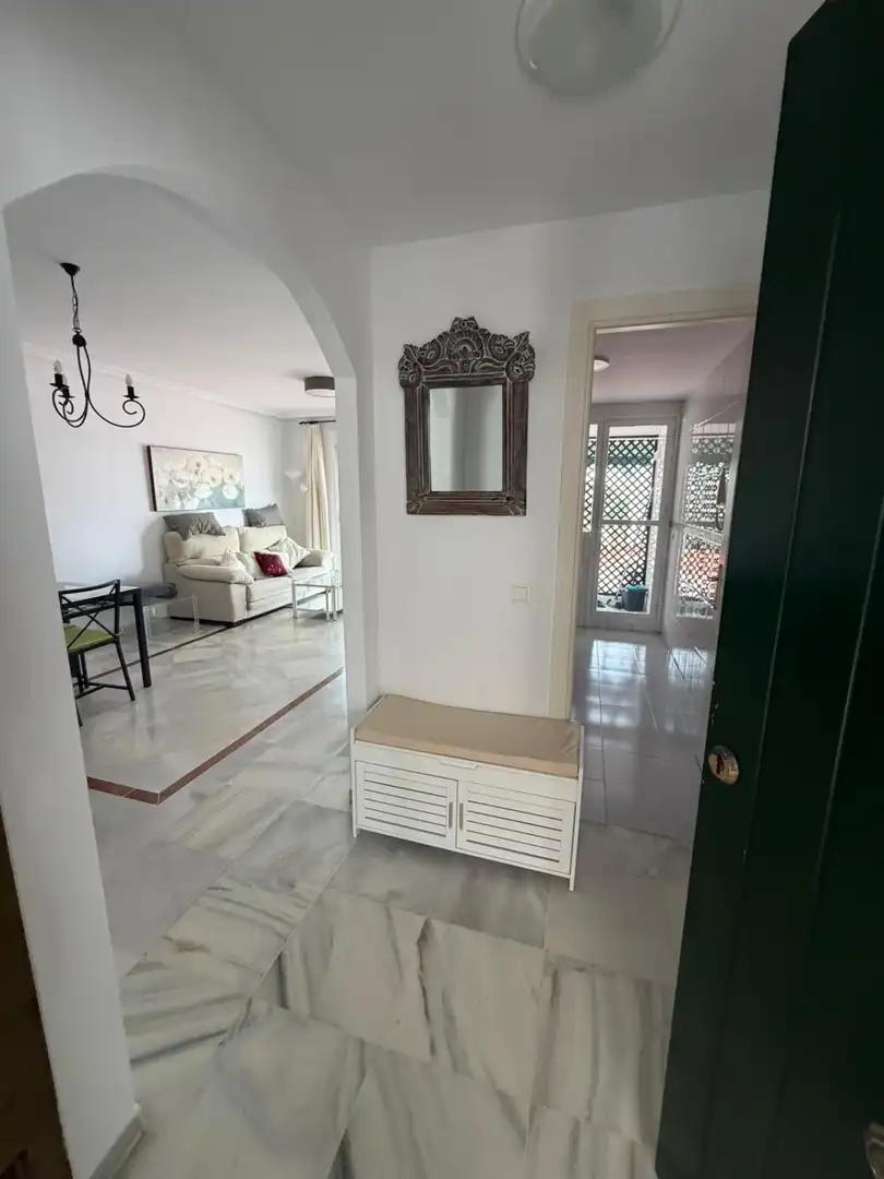 Flat for rent in Arrabal del Altos Rodeo, 12, Rodeo Alto - Guadaiza - La Campana Flat for rent in Marbella with Air Conditioner, Heating and Private garden