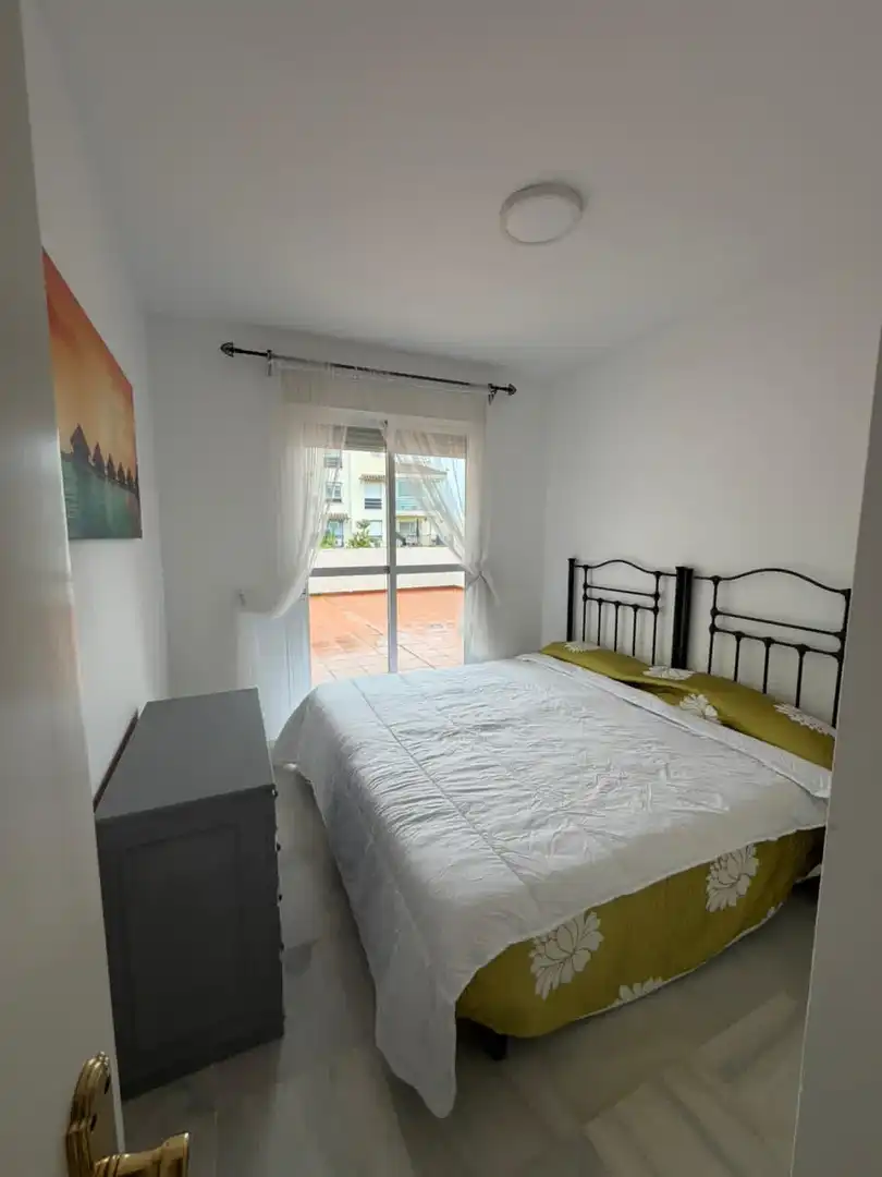 Flat for rent in Arrabal del Altos Rodeo, 12, Rodeo Alto - Guadaiza - La Campana Bedroom of Flat for rent in Marbella with Air Conditioner, Heating and Private garden
