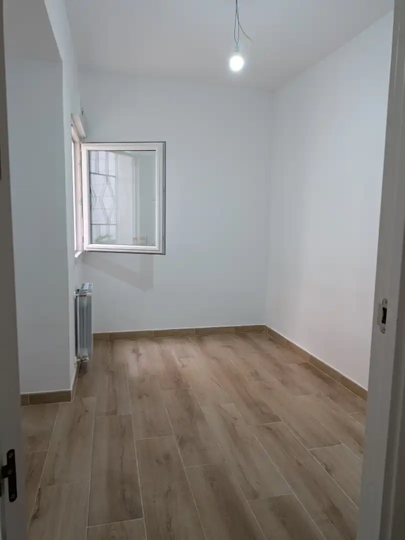 Pis en venda a Calle Ramiro I, 7, Ceares Dormitori de Pis en venda en Gijón amb Calefacció i Forn