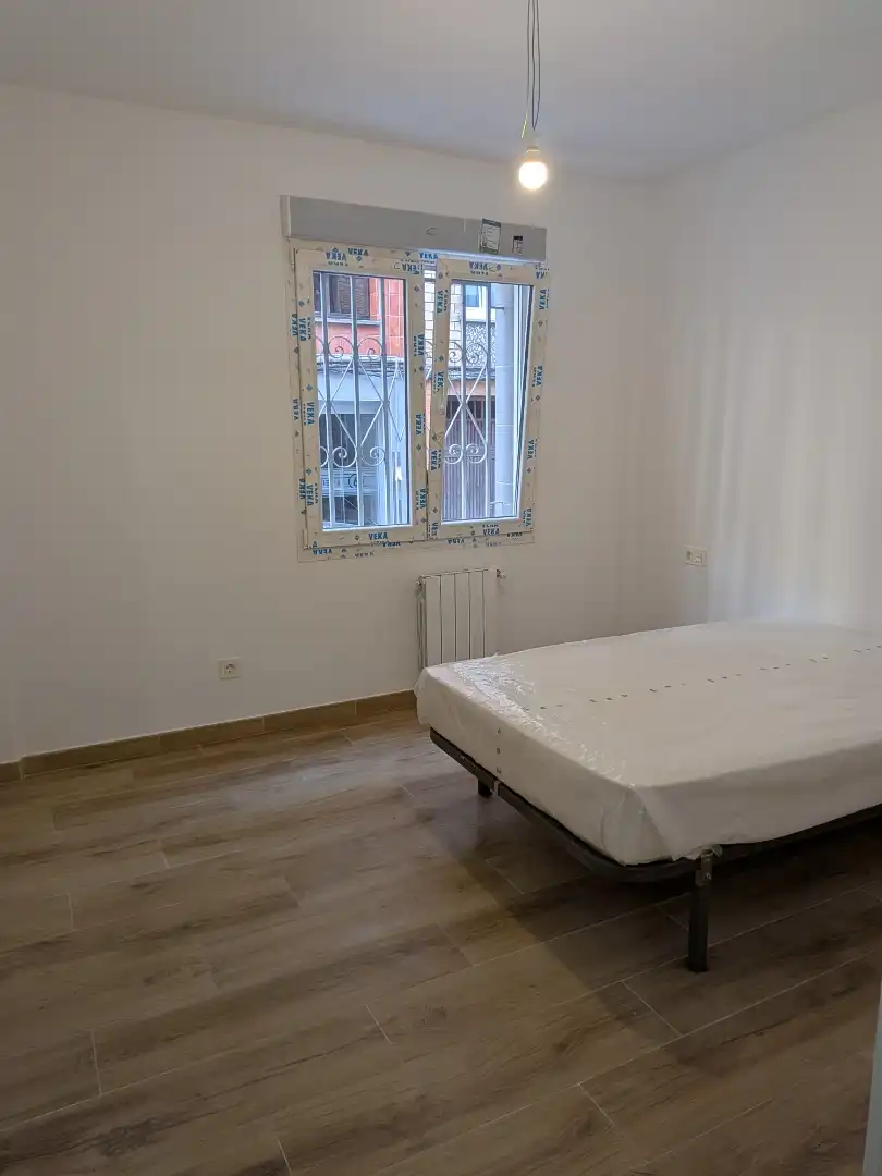 Pis en venda a Calle Ramiro I, 7, Ceares Dormitori de Pis en venda en Gijón amb Calefacció i Forn