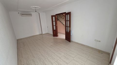 Einfamilien-Reihenhaus zum Verkauf in Calle Albardonero, 15, Plaza de toros - Venta Vargas - Capitania, San Fernando - Bild 2 Foto 2 von Einfamilien-Reihenhaus zum Verkauf in Calle Albardonero, 15, Plaza de toros - Venta Vargas - Capitania, San Fernando
