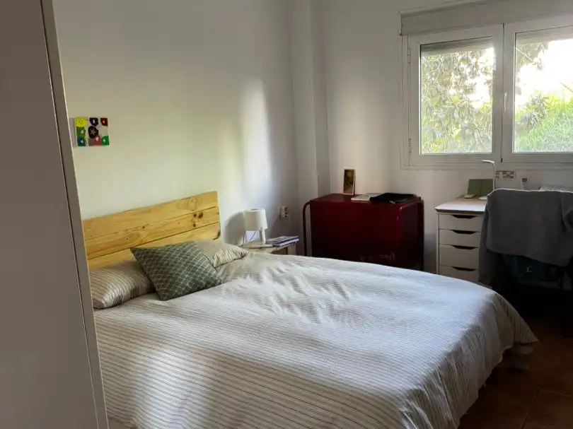 Wohnung zum Verkauf in Urbanización Virgen del Rocio, 13, Mairena del Aljarafe Schlafzimmer von Wohnung zum Verkauf in Mairena del Aljarafe mit Klimaanlage, Terrasse und Schwimmbad
