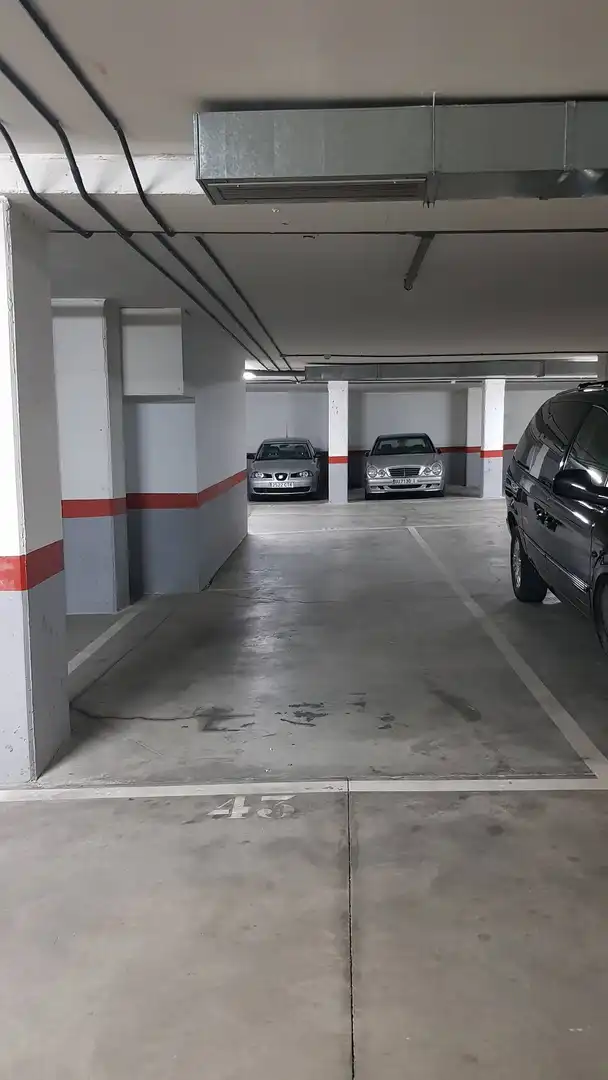 Garaje en venta en Calle José Luis Valcárcel, 2, Los Valles - Sanz Vázquez - El Fuerte Parking de Garaje en venta en Guadalajara