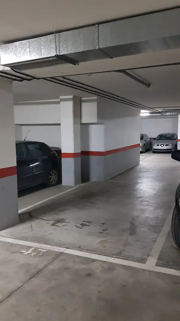 Garaje en venta en Calle José Luis Valcárcel, 2, Los Valles - Sanz Vázquez - El Fuerte Parking de Garaje en venta en Guadalajara