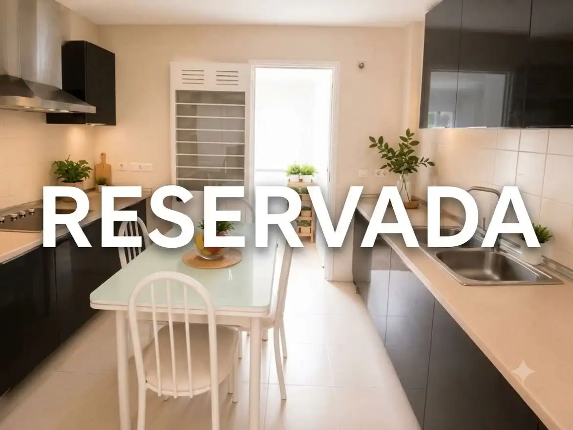 Flat for sale in Calle Emilia Pardo Bazan, 83, Huévar del Aljarafe Kitchen of Flat for sale in Huévar del Aljarafe with Air Conditioner, Terrace and Swimming Pool