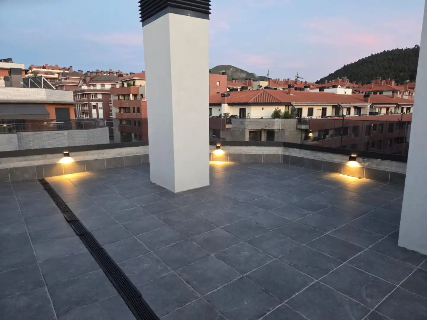 Pis en venda a Calle Nicolás Torre, 22, Cotolino Terrassa de Pis en venda en Castro-Urdiales amb Terrassa, Piscina i Balcó