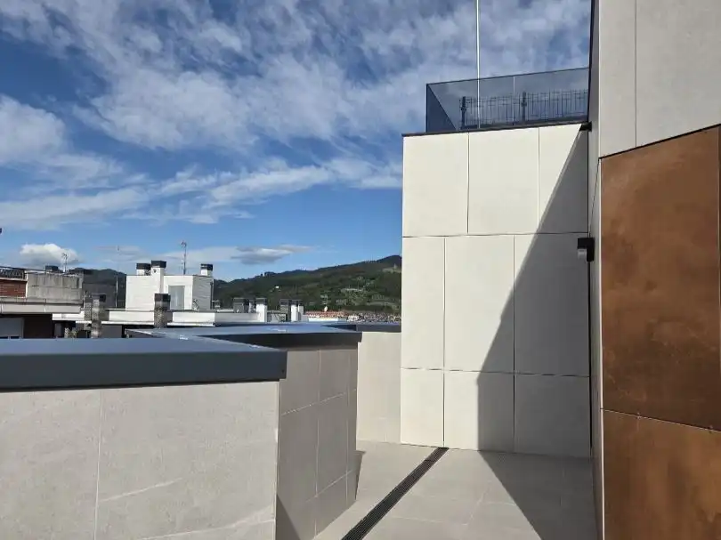 Pis en venda a Calle Nicolás Torre, 22, Cotolino Terrassa de Pis en venda en Castro-Urdiales amb Terrassa, Piscina i Balcó