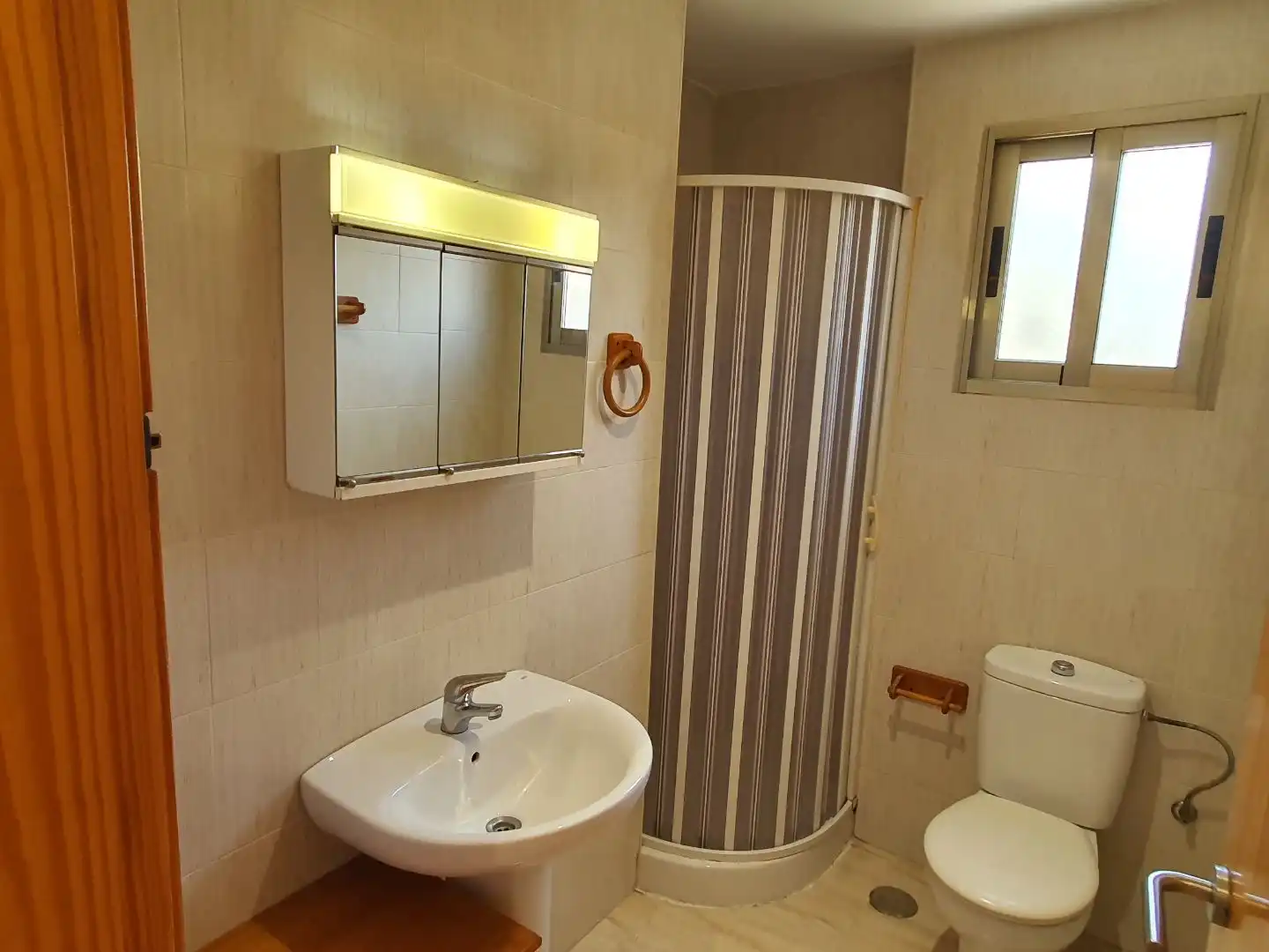 Wohnung zur Miete in Calle Méndez Núñez, 20, La Unión ciudad Badezimmer von Wohnung zur Miete in La Unión mit Terrasse und Möbliert