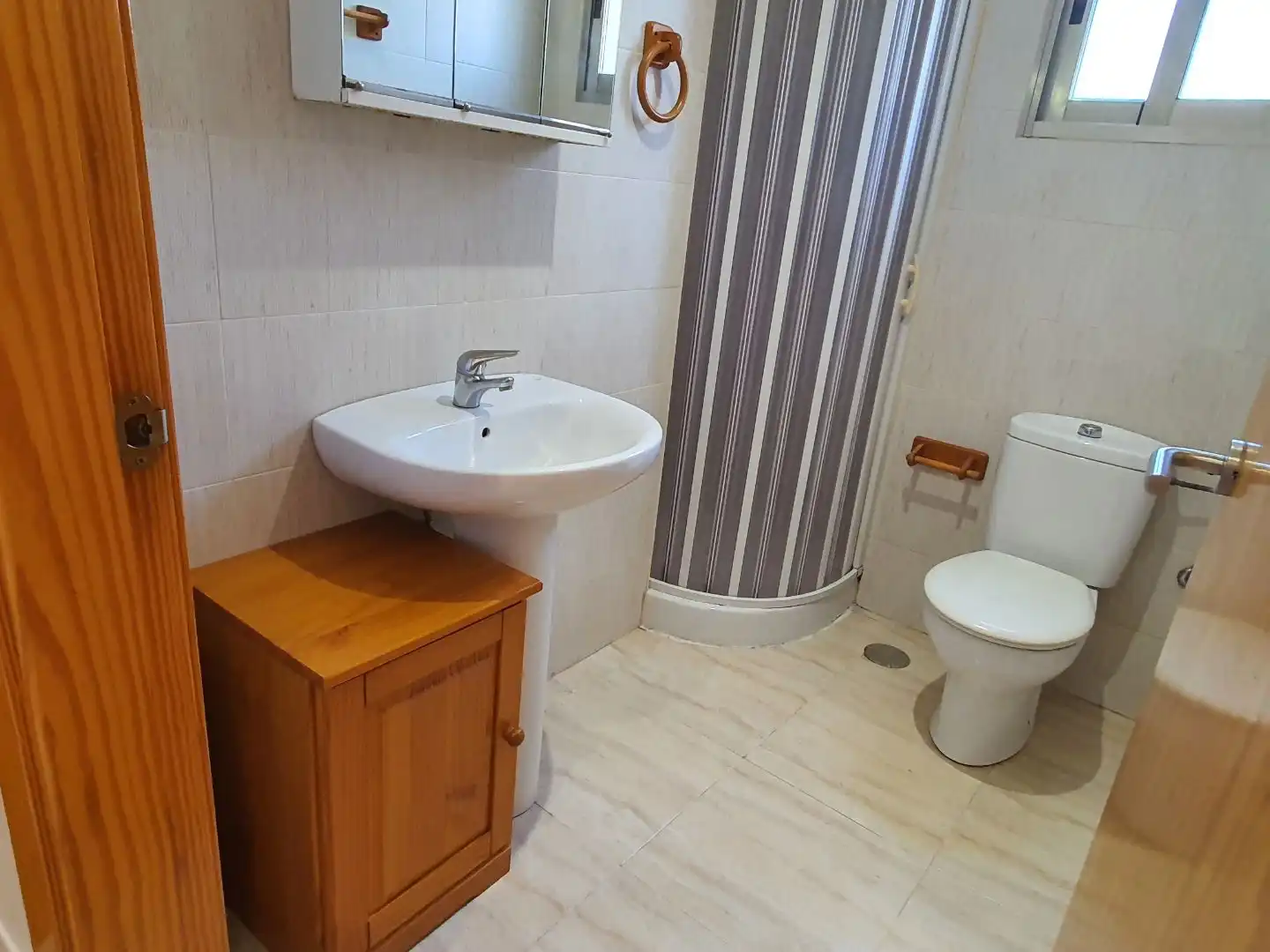 Wohnung zur Miete in Calle Méndez Núñez, 20, La Unión ciudad Badezimmer von Wohnung zur Miete in La Unión mit Terrasse und Möbliert