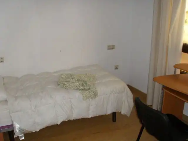 Piso de alquiler en Avenida Jorge Luis Borges, 22, El Tejar - Hacienda Bizcochero Habitación de Piso de alquiler en Málaga con Aire acondicionado, Calefacción y Amueblado