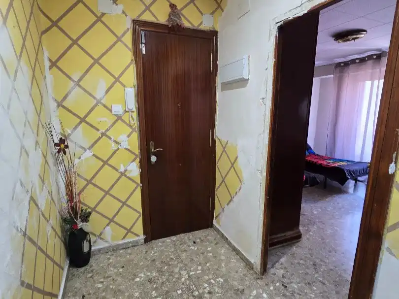 Flat for sale in Carrer de L'escultor Piquer, 3, Torrefiel Flat for sale in Valencia Capital with Balcony