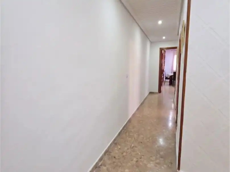 Flat for sale in Carrer de L'escultor Piquer, 3, Torrefiel Flat for sale in Valencia Capital with Balcony