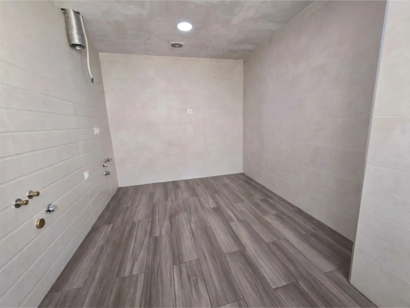 Flat for sale in Carrer de L'escultor Piquer, 3, Torrefiel Flat for sale in Valencia Capital with Balcony