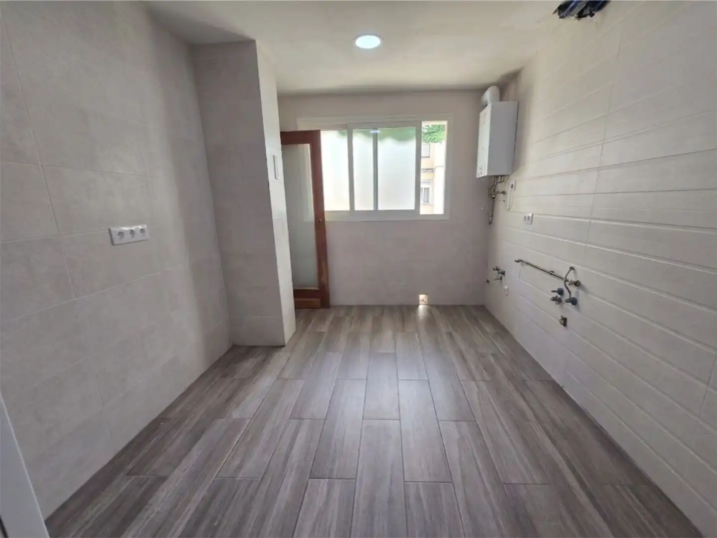 Flat for sale in Carrer de L'escultor Piquer, 3, Torrefiel Kitchen of Flat for sale in Valencia Capital with Balcony
