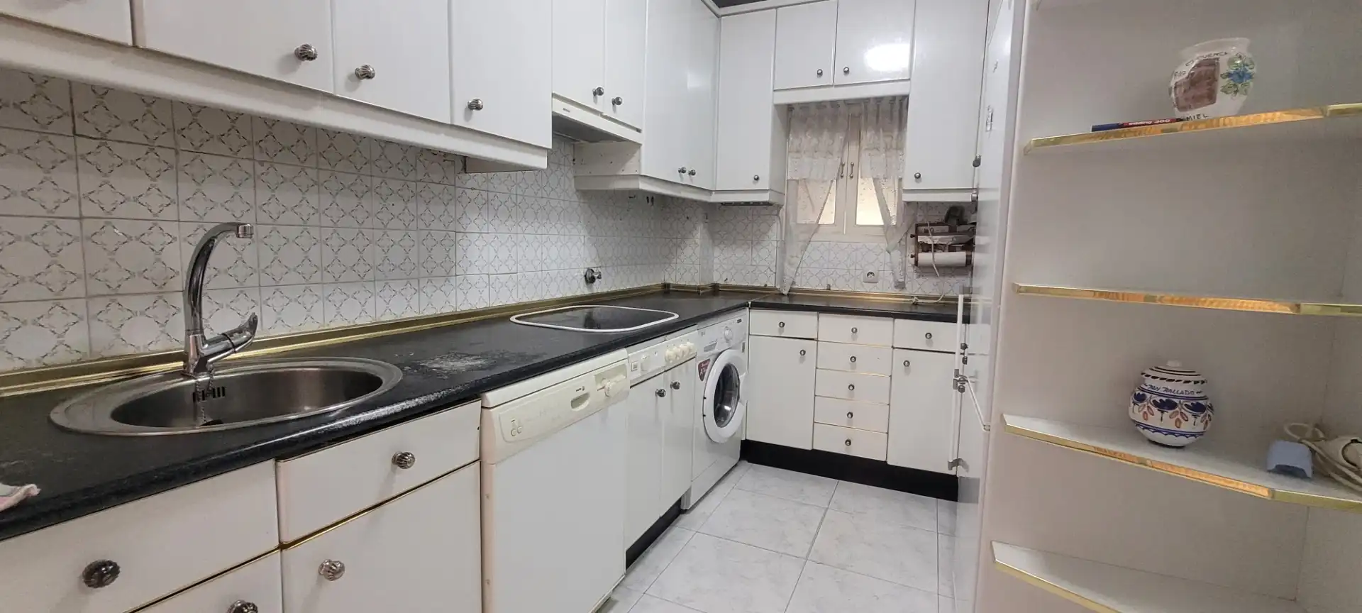 Piso en venta en Plaza de España, 13, Casco Antiguo Cocina de Piso en venta en Leganés con Aire acondicionado y Terraza