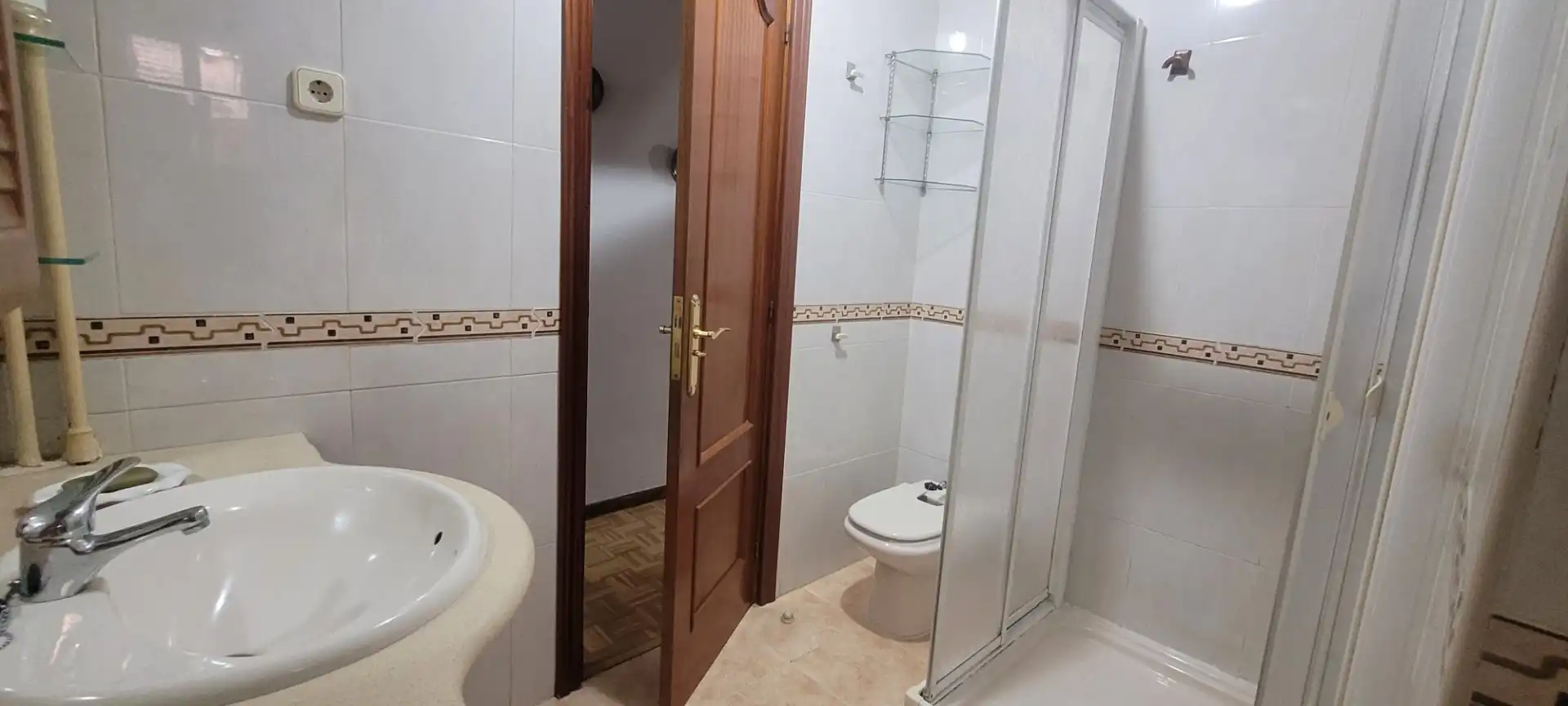 Piso en venta en Plaza de España, 13, Casco Antiguo Baño de Piso en venta en Leganés con Aire acondicionado y Terraza