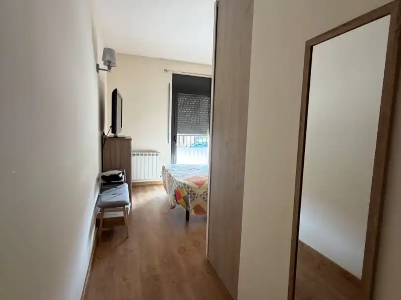 Piso en venta en Passeig Pompeu Fabra, 2, Tremp Habitación de Piso en venta en Tremp con Aire acondicionado y Terraza