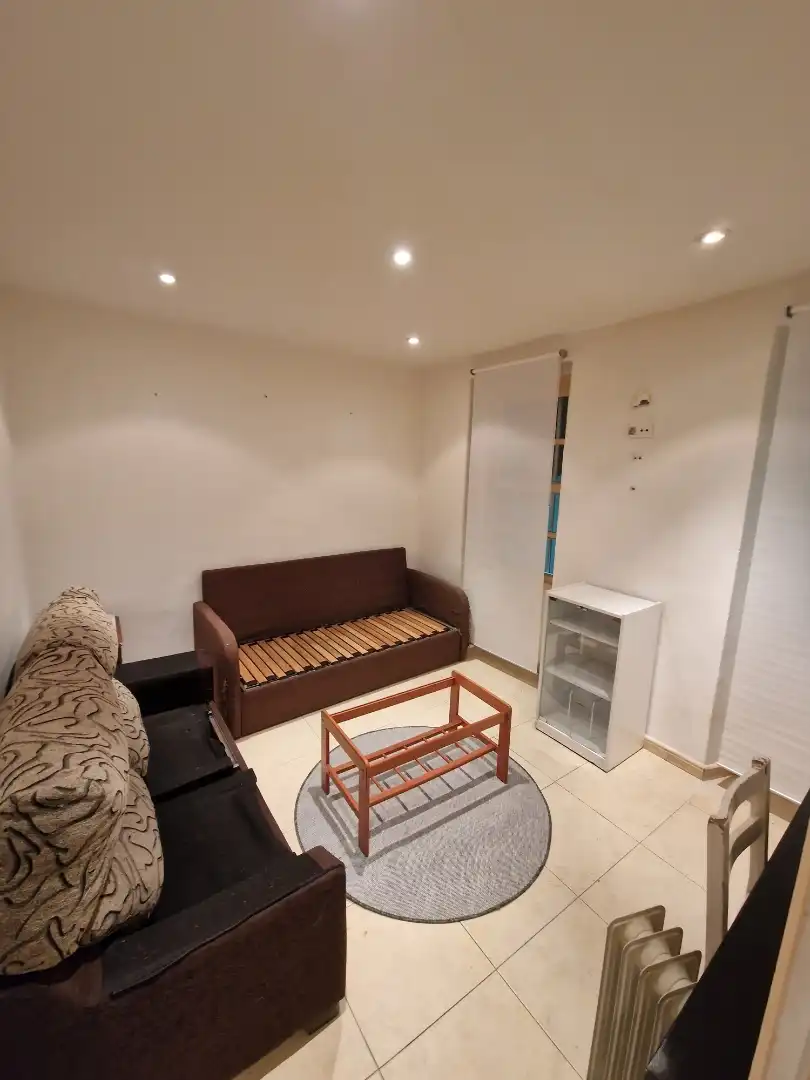 Piso en venta en Rúa Río Narla, 46, Paradai Piso en venta en Lugo con Jardín privado, Trastero y Amueblado