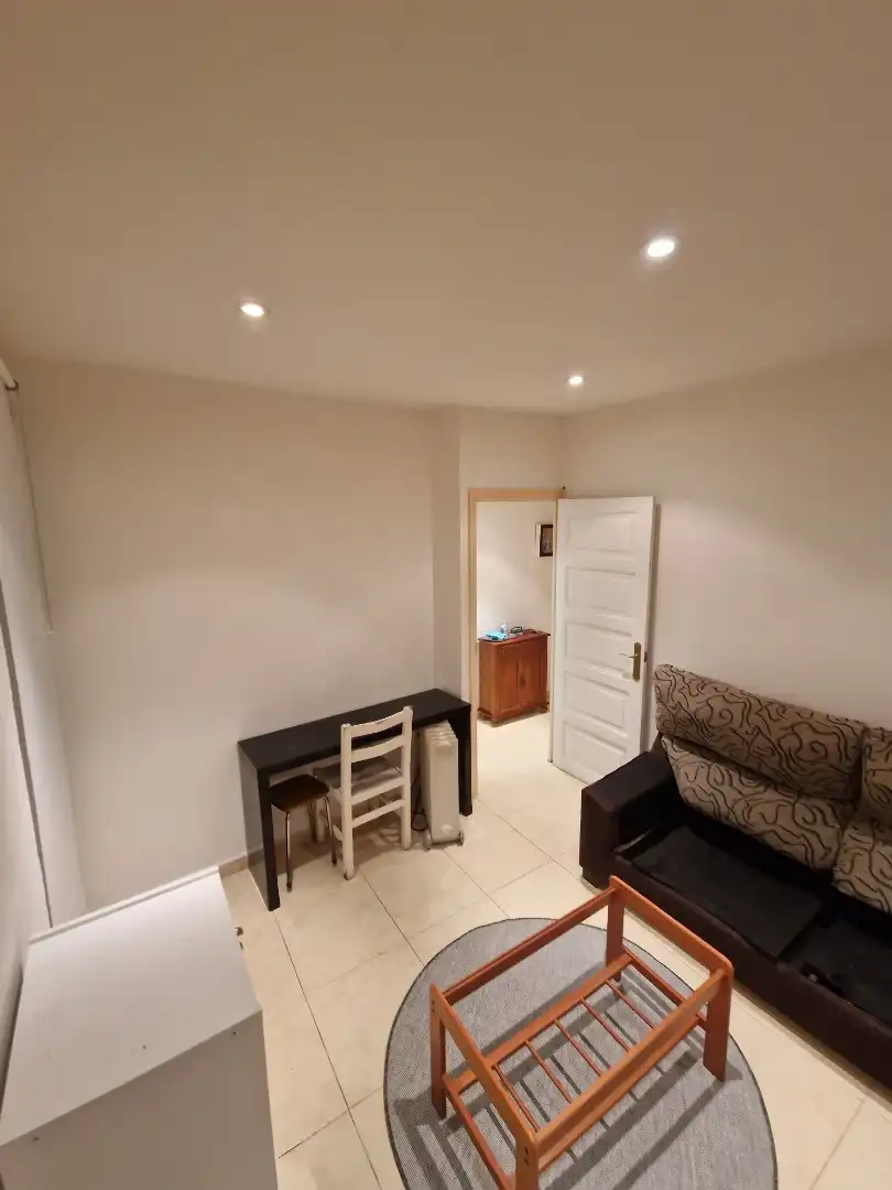Piso en venta en Rúa Río Narla, 46, Paradai Piso en venta en Lugo con Jardín privado, Trastero y Amueblado