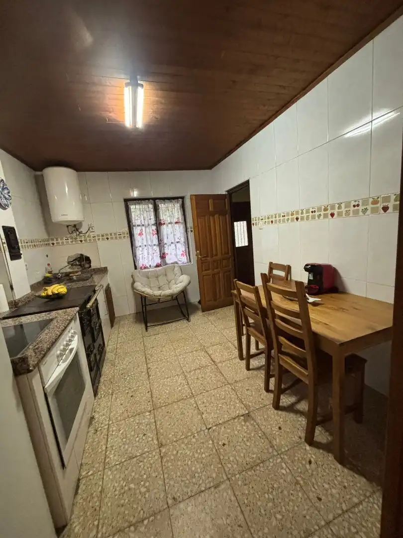 Casa adosada en venta en Poblado el Tojo, 3, Los Tojos Cocina de Casa adosada en venta en Los Tojos con Calefacción, Terraza y Trastero
