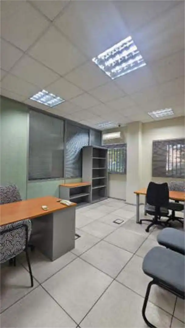 Office for rent in Pilar Office for rent in Madrid with Air Conditioner