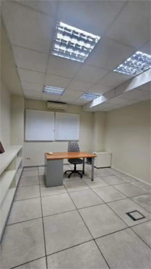 Office for rent in Pilar Office for rent in Madrid with Air Conditioner