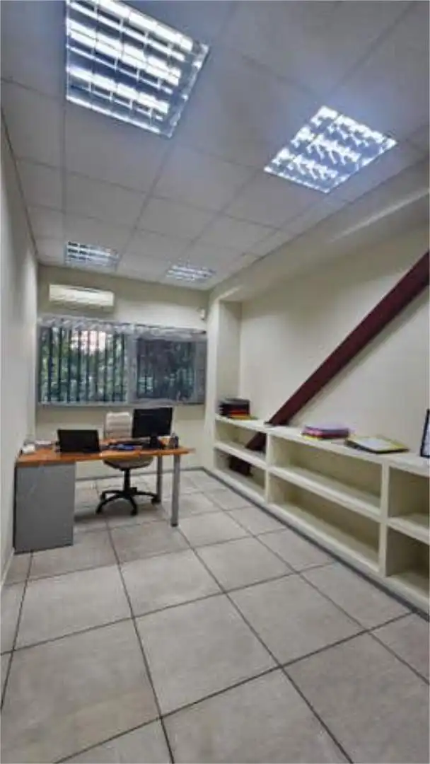 Office for rent in Pilar Office for rent in Madrid with Air Conditioner