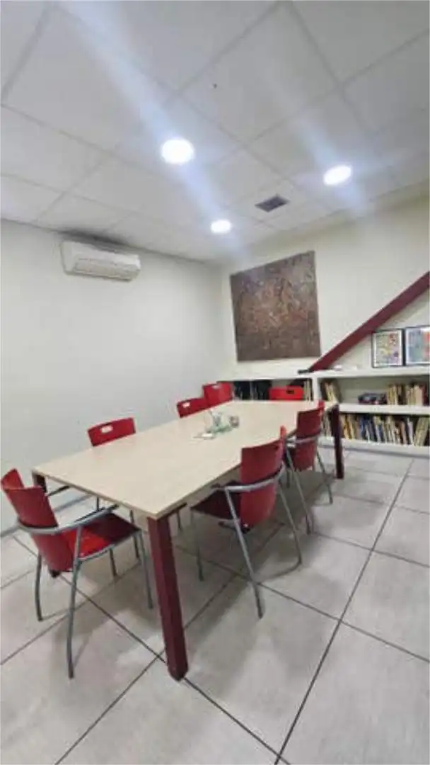 Office for rent in Pilar Office for rent in Madrid with Air Conditioner