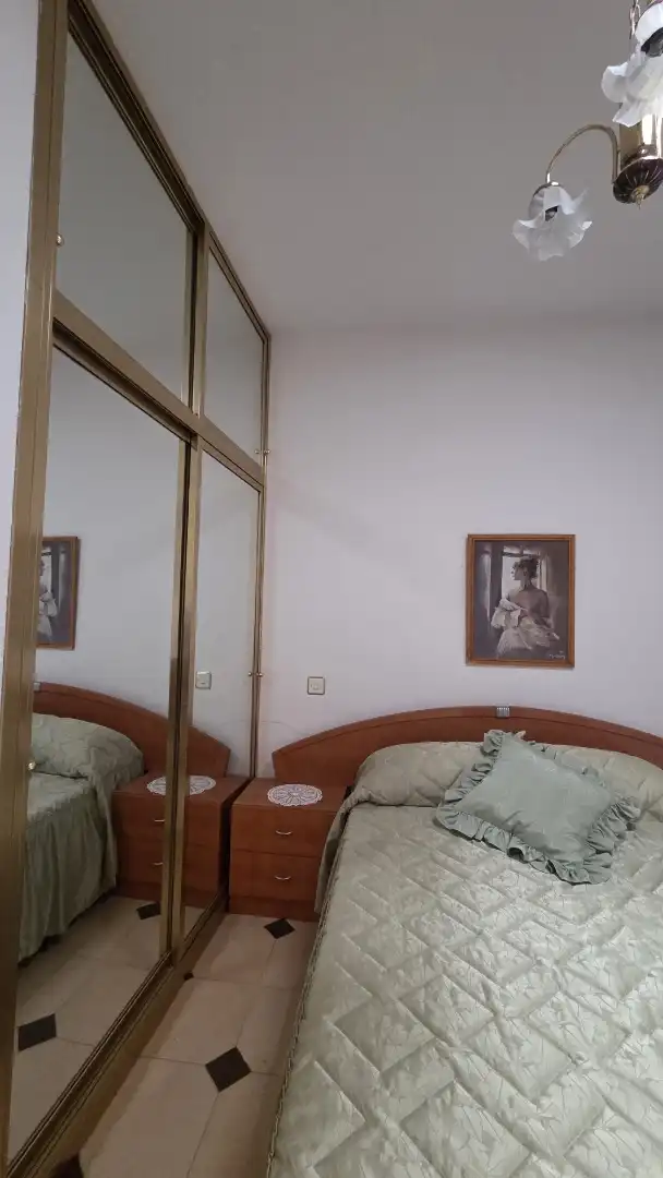 Casa adosada en venta en Plaza de la Iglesia, 3, El Casar de Escalona Habitación de Casa adosada en venta en El Casar de Escalona con Calefacción, Jardín privado y Terraza
