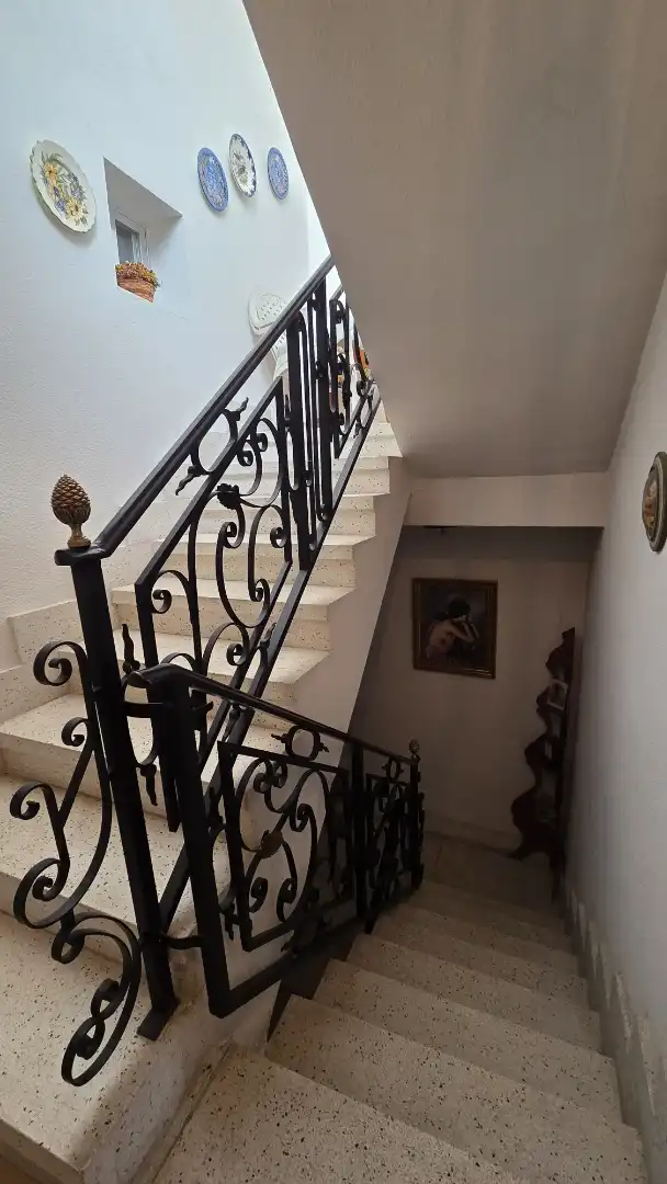 Casa adosada en venta en Plaza de la Iglesia, 3, El Casar de Escalona Casa adosada en venta en El Casar de Escalona con Calefacción, Jardín privado y Terraza