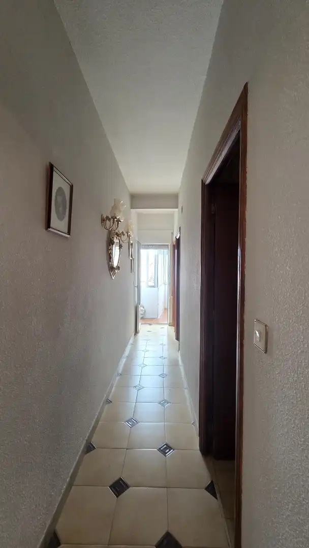Casa adosada en venta en Plaza de la Iglesia, 3, El Casar de Escalona Casa adosada en venta en El Casar de Escalona con Calefacción, Jardín privado y Terraza