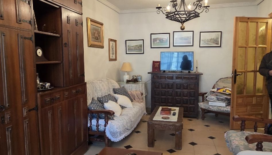 Casa adosada en venta en Plaza de la Iglesia, 3, El Casar de Escalona, Toledo - imagen 1 Foto 1 de Casa adosada en venta en Plaza de la Iglesia, 3, El Casar de Escalona, Toledo