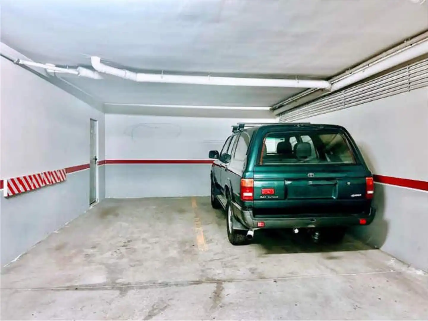 Garaje de alquiler en Palazuelos de Eresma Parking de Garaje de alquiler en Palazuelos de Eresma