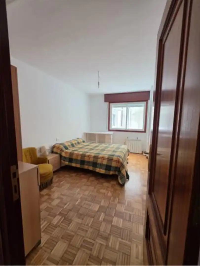 Flat for rent in Santa Uxía de Ribeira Bedroom of Flat for rent in Ribeira with Heating, Terrace and Furnished