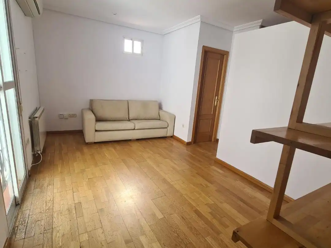 Piso de alquiler en Calle de Valencia, 20, Embajadores - Lavapiés Piso de alquiler en Calle de Valencia, 20, Embajadores - Lavapiés