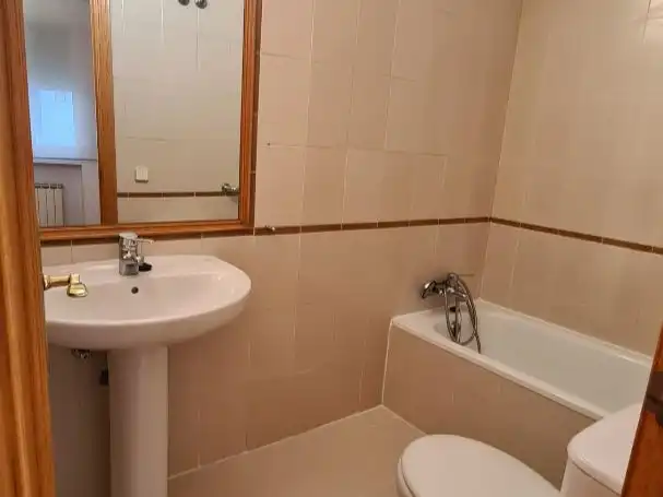Piso de alquiler en Calle de Valencia, 20, Embajadores - Lavapiés Piso de alquiler en Calle de Valencia, 20, Embajadores - Lavapiés