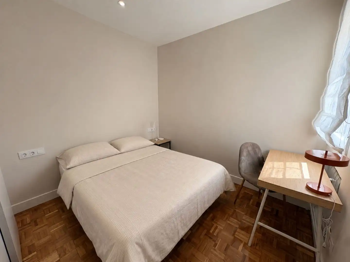 Wohnung zur Miete in Calle de Lombía, 8, Goya Schlafzimmer von Wohnung zur Miete in Madrid Capital mit Klimaanlage