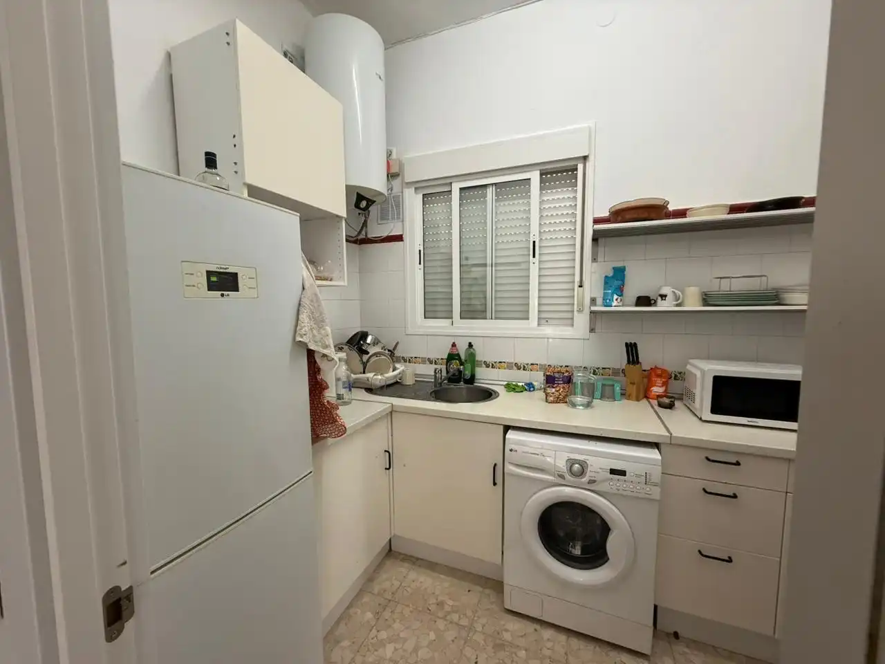 Zimmer in Calle Rafael Cantarero, 12, Ciudad Jardín Zimmer in Calle Rafael Cantarero, 12, Ciudad Jardín