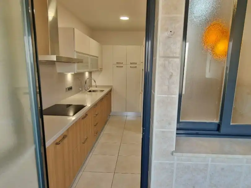 Piso en venta en Calle el Purche, 10, Genil Cocina de Piso en venta en Granada Capital con Aire acondicionado, Terraza y Balcón