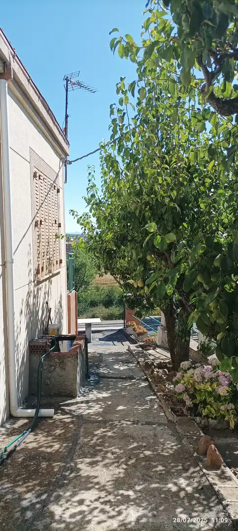 Casa o chalet en venta en Avenida Amistad-O, 25, Oteruelo Terraza de Casa o chalet en venta en León Capital con Calefacción, Jardín privado y Terraza