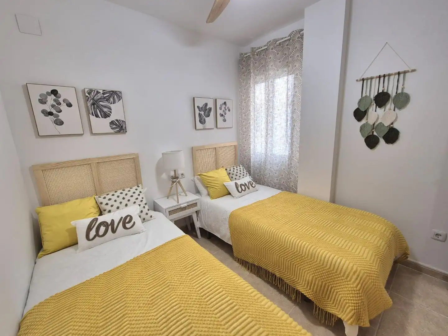 Apartament en venda a Carrer d'Oriola, 118, Pueblo Acantilado - Lanuza Dormitori de Apartament en venda en El Campello amb Terrassa, Traster i Piscina