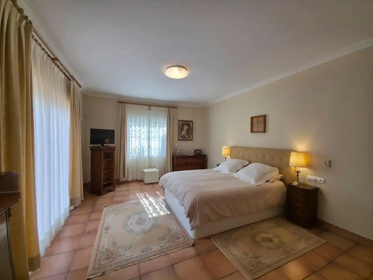 Casa o xalet en venda a Carrer del Vespre, 6, Bonalba - Cotoveta Dormitori de Casa o xalet en venda en Mutxamel amb Aire condicionat, Terrassa i Piscina