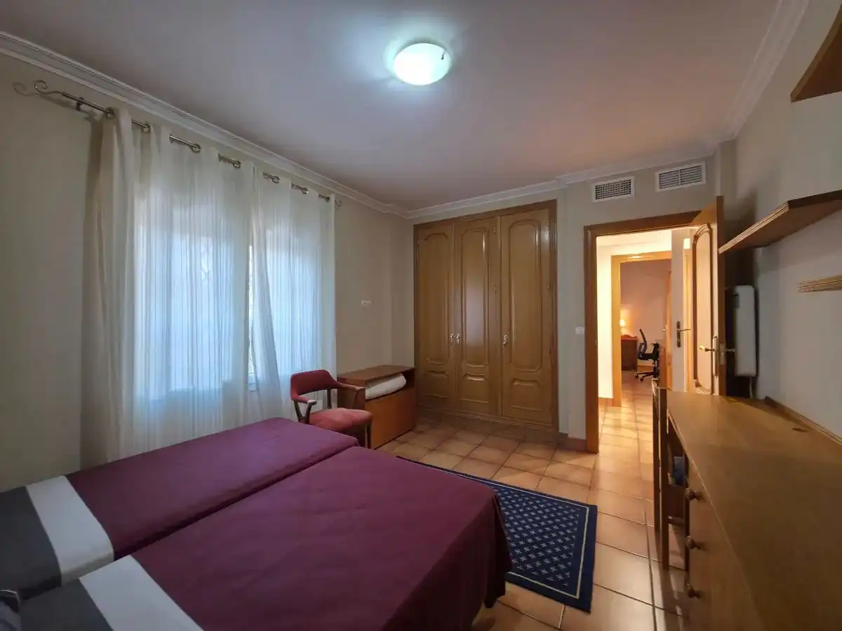 Casa o xalet en venda a Carrer del Vespre, 6, Bonalba - Cotoveta Dormitori de Casa o xalet en venda en Mutxamel amb Aire condicionat, Terrassa i Piscina