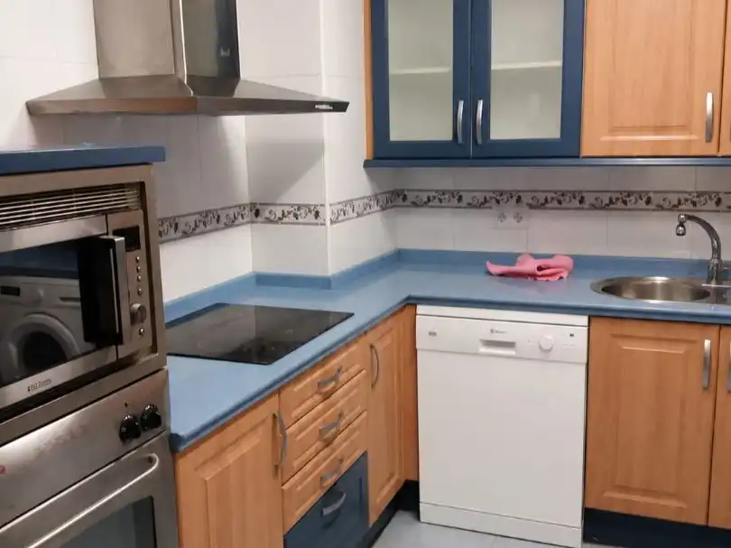 Cocina de Piso de alquiler en Tudela de Duero con Calefacción, Trastero y Parking comunitario