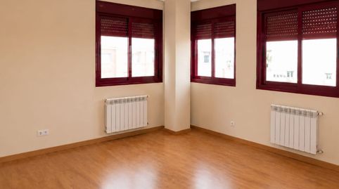 Piso de alquiler en Calle Isaac Albéniz, 15, Tudela de Duero, Valladolid - imagen 3 Foto 3 de Piso de alquiler en Calle Isaac Albéniz, 15, Tudela de Duero, Valladolid