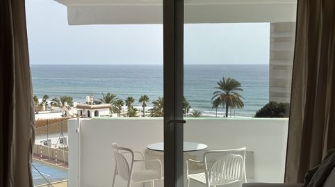 Foto 2 von Wohnung zur Miete in Calle Lituania, 2i, Puerto de Estepona, Estepona